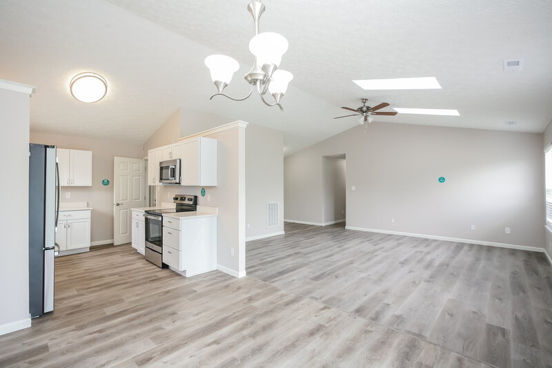 1,935/Mo, 2601 Cooper Pointe Cir Indianapolis, IN 46268 Dining Room View