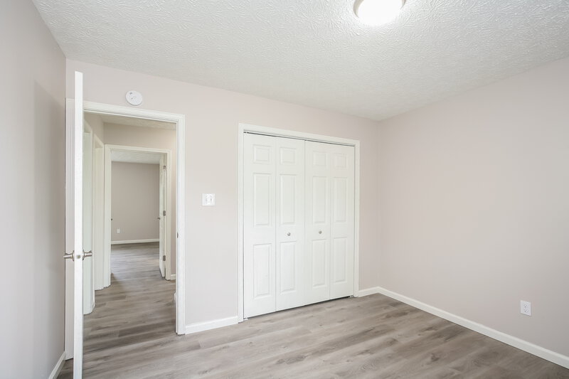 1,935/Mo, 2601 Cooper Pointe Cir Indianapolis, IN 46268 Bedroom View 3