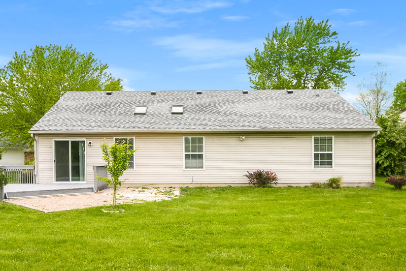 1,935/Mo, 2601 Cooper Pointe Cir Indianapolis, IN 46268 Rear View 2