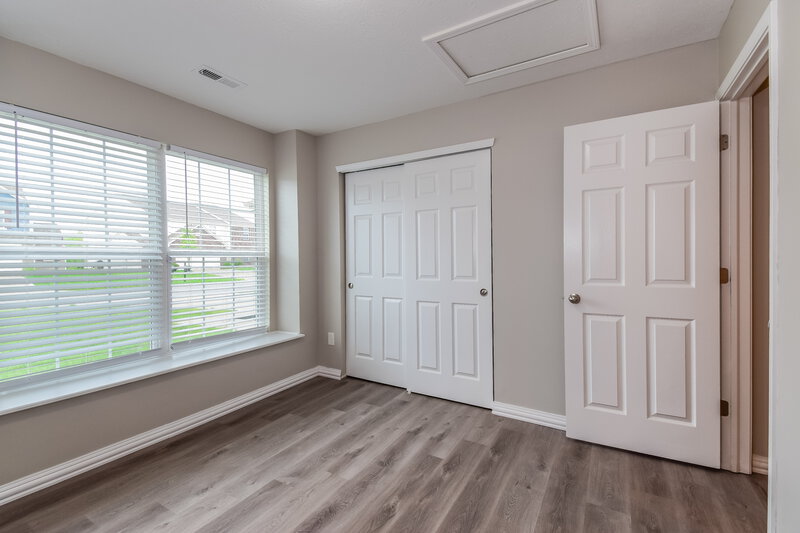 1,990/Mo, 3844 Boundary Bay Dr Indianapolis, IN 46217 Bedroom View 4