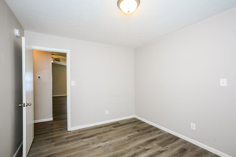 1,890/Mo, 10673 Hoosier Ct Indianapolis, IN 46234 Bedroom View 3