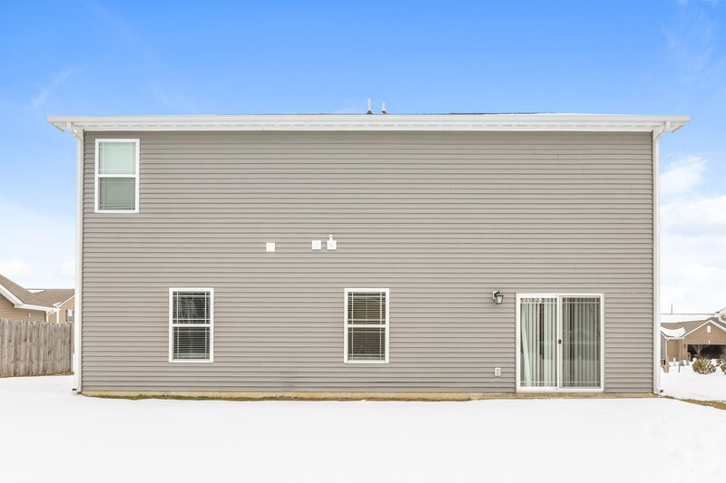 2,370/Mo, 8169 Bluesage Way Plainfield, IN 46168 Rear View