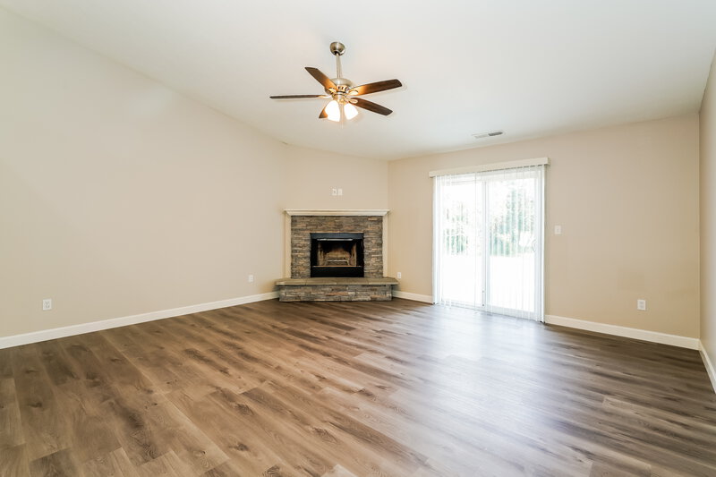 1,905/Mo, 1901 Osman Dr Avon, IN 46123 Living Room View