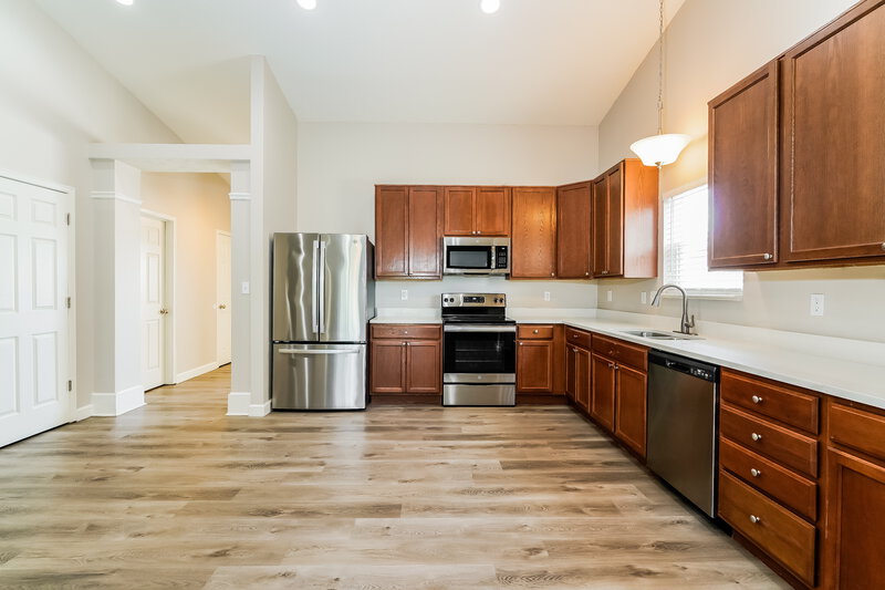 1,905/Mo, 1901 Osman Dr Avon, IN 46123 Kitchen View 3