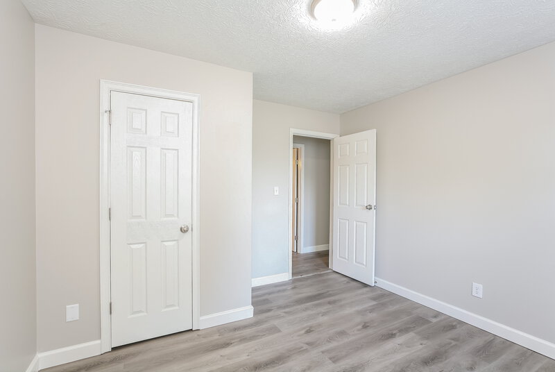 2,235/Mo, 3702 W 43rd Terrace Indianapolis, IN 46228 Bedroom View 2