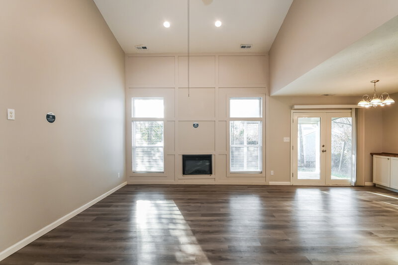 2,690/Mo, 7548 Sycamore Grove Ct Indianapolis, IN 46260 Living Room View