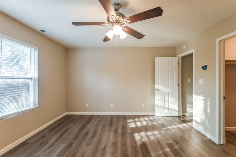 2,690/Mo, 7548 Sycamore Grove Ct Indianapolis, IN 46260 Main Bedroom View 2