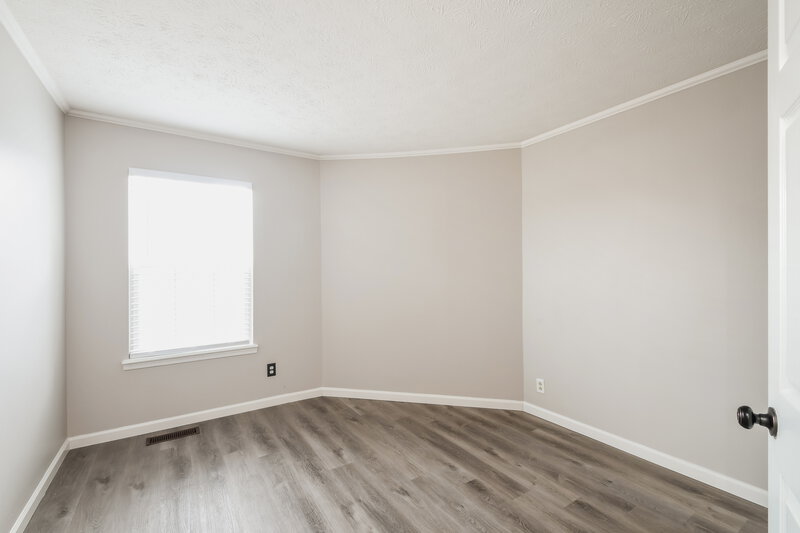 2,050/Mo, 2136 Walnut Meadow Ct Indianapolis, IN 46234 Bedroom View 2