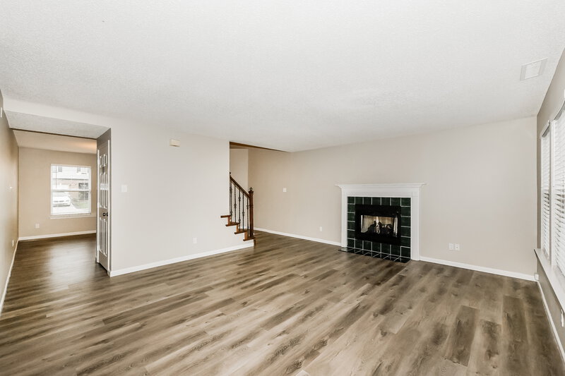 3,200/Mo, 5111 Whisenand Dr Indianapolis, IN 46254 Living Room View