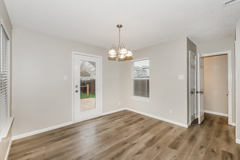 3,200/Mo, 5111 Whisenand Dr Indianapolis, IN 46254 Breakfast Nook View
