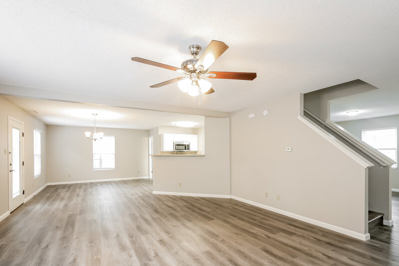 2,335/Mo, 6336 Alonzo Dr Indianapolis, IN 46217 Living Room View