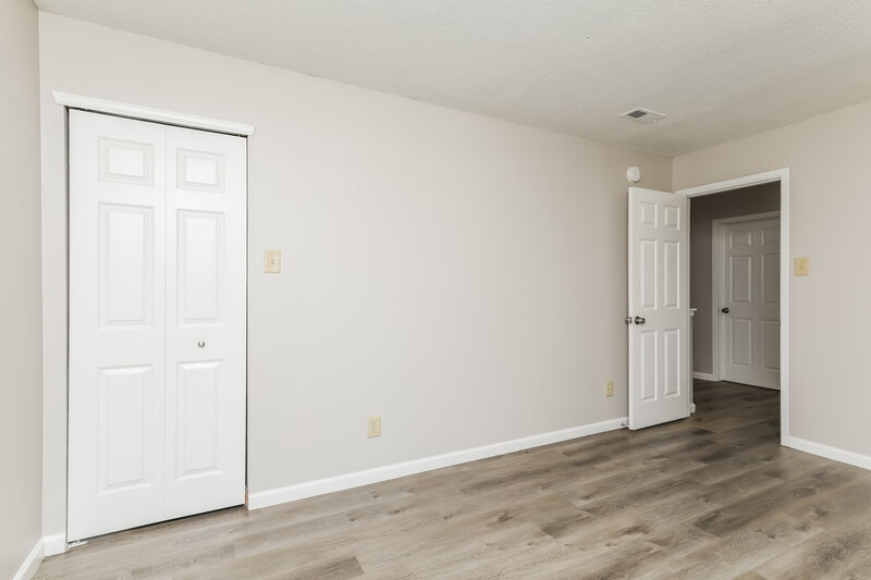 2,130/Mo, 6336 Alonzo Dr Indianapolis, IN 46217 Bedroom View 2