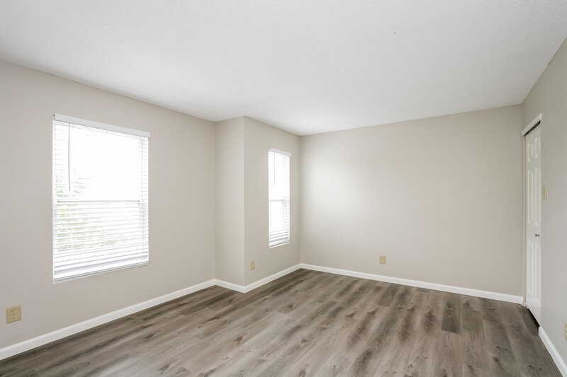 2,335/Mo, 6336 Alonzo Dr Indianapolis, IN 46217 Bedroom View 4