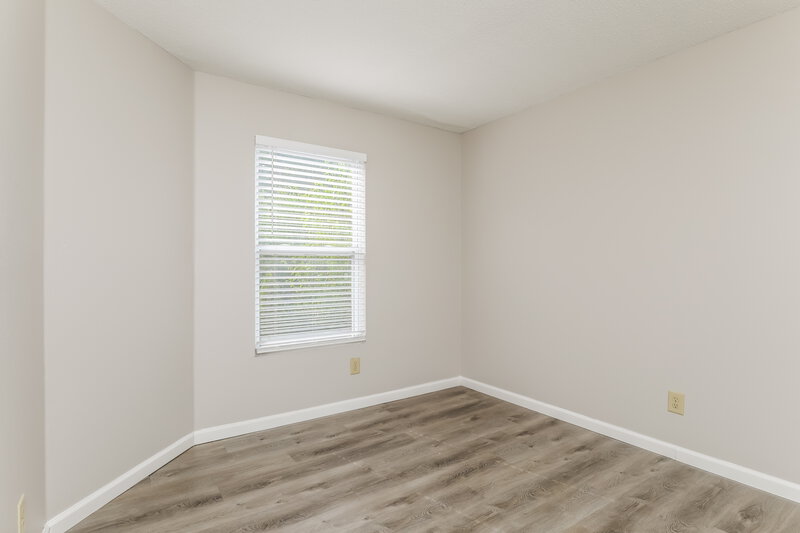 2,130/Mo, 6336 Alonzo Dr Indianapolis, IN 46217 Bedroom View 4