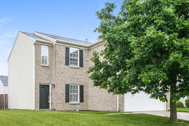 2,035/Mo, 8636 Wheatfield Dr Camby, IN 46113 Front View