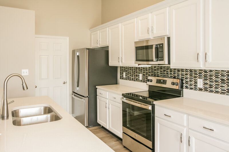 2,320/Mo, 4557 Walcott Dr Noblesville, IN 46062 Kitchen View