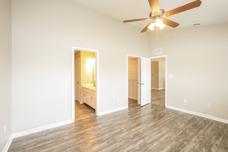 2,320/Mo, 4557 Walcott Dr Noblesville, IN 46062 Main Bedroom View 2
