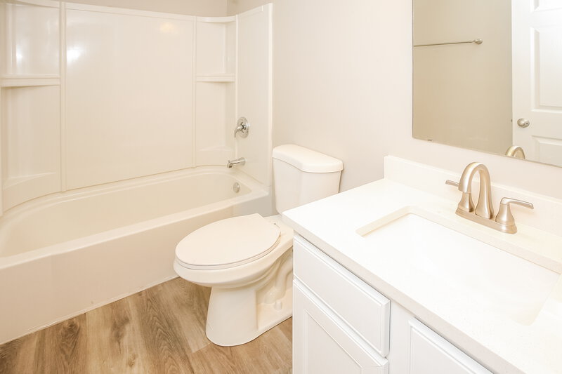 2,320/Mo, 4557 Walcott Dr Noblesville, IN 46062 Bathroom View