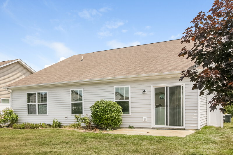 2,320/Mo, 4557 Walcott Dr Noblesville, IN 46062 Rear View 2