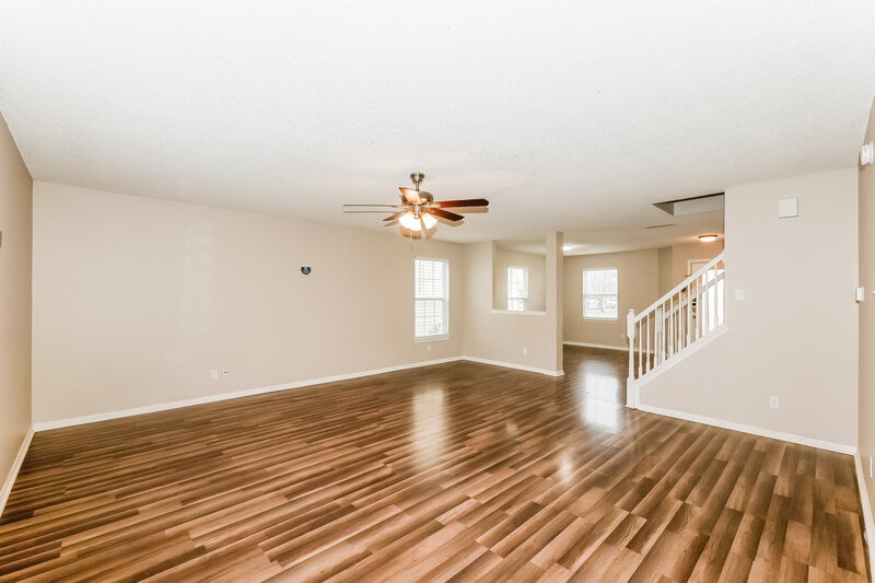 1,965/Mo, 6827 Earlswood Dr Indianapolis, IN 46217 Family Room View 3