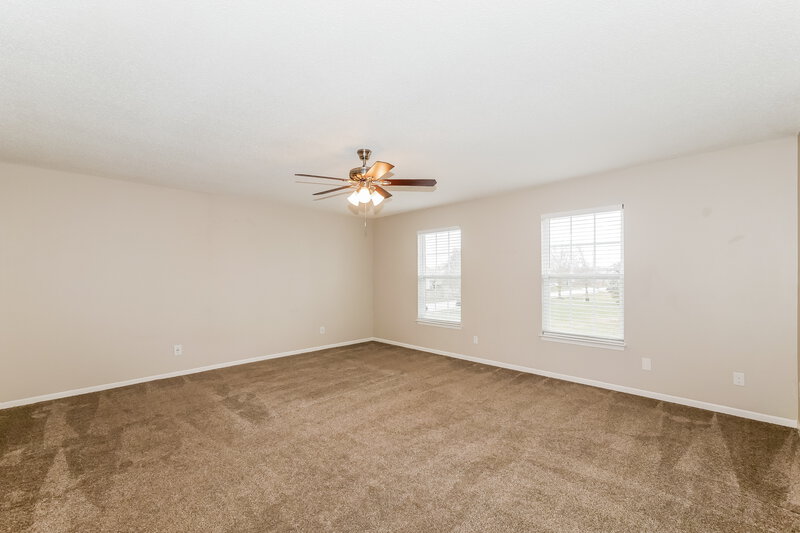 1,965/Mo, 6827 Earlswood Dr Indianapolis, IN 46217 Main Bedroom View