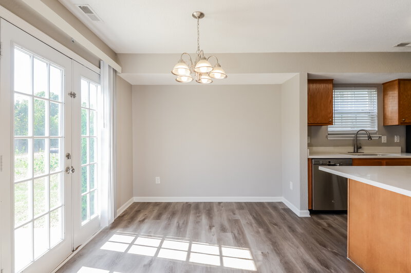 2,085/Mo, 4011 Village Trace Blvd Indianapolis, IN 46254 Dining Room View