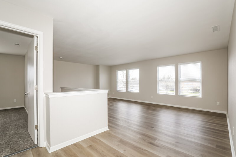 2,265/Mo, 2035 Brookside Ct Greenfield, IN 46140 Loft View 2