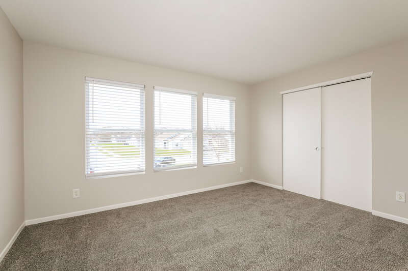 2,265/Mo, 2035 Brookside Ct Greenfield, IN 46140 Bedroom View 2