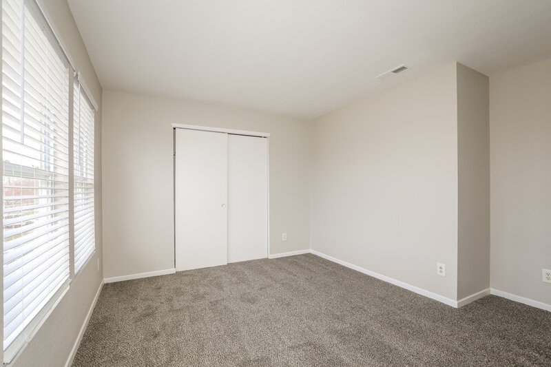 2,265/Mo, 2035 Brookside Ct Greenfield, IN 46140 Bedroom View 3