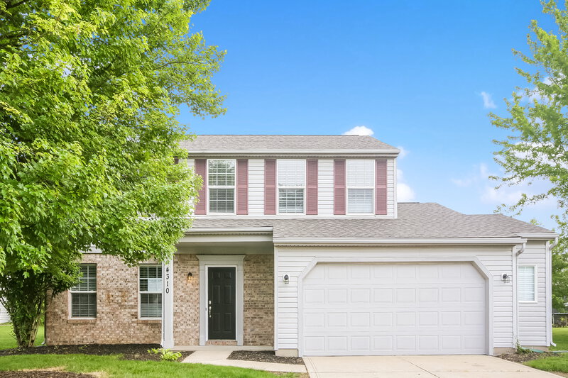3,210/Mo, 4310 Blue Spruce Ct Greenwood, IN 46143 External View