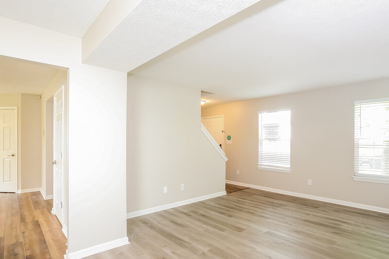 3,210/Mo, 4310 Blue Spruce Ct Greenwood, IN 46143 Living Room View