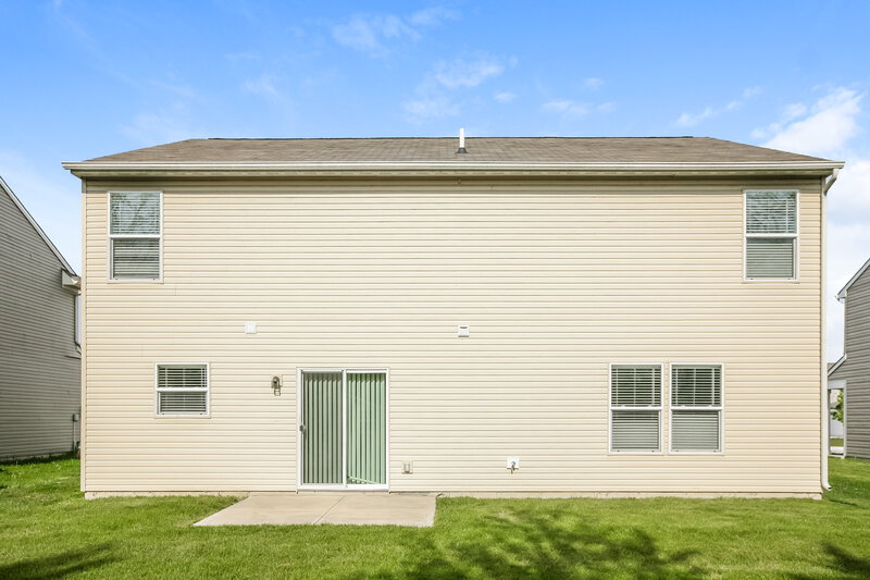 2,105/Mo, 3315 Grove Berry Ln Indianapolis, IN 46239 Rear View