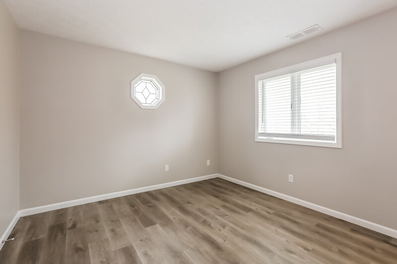 2,105/Mo, 8460 Countryside Ct Indianapolis, IN 46231 Bedroom View 3