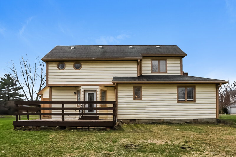 2,105/Mo, 8460 Countryside Ct Indianapolis, IN 46231 Rear View