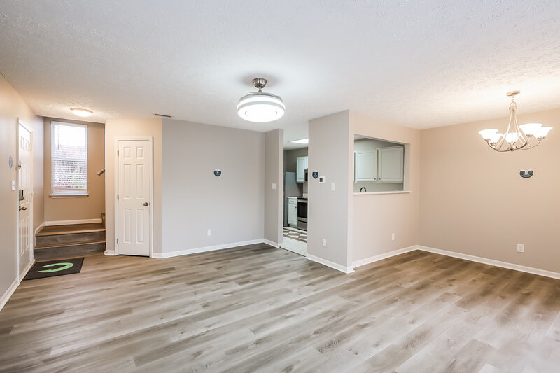 2,390/Mo, 4439 Connaught E Dr Plainfield, IN 46168 Living Room View 2