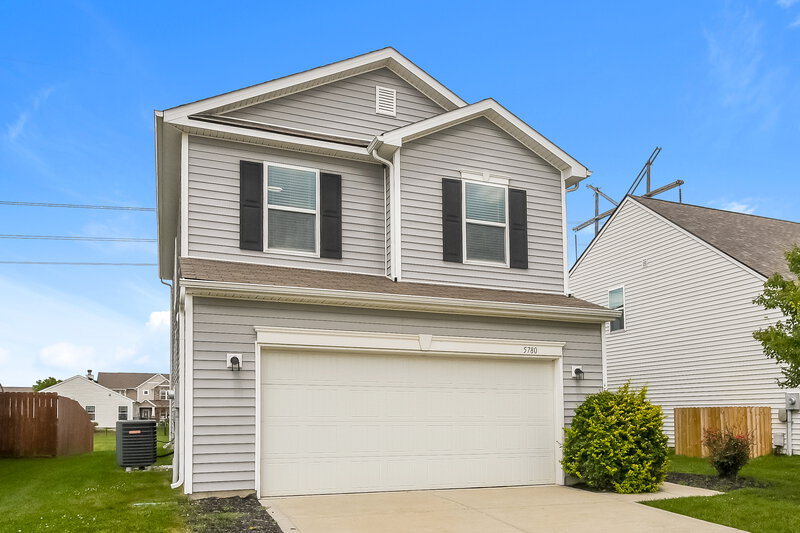 2,130/Mo, 5780 Bluff View Ln Whitestown, IN 46075 Front View