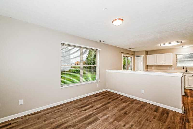 2,150/Mo, 7538 Sergi Canyon Dr Indianapolis, IN 46217 Dining Room View
