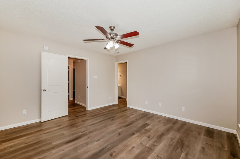 1,770/Mo, 2014 Dutch Elm Dr Indianapolis, IN 46231 Main Bedroom View