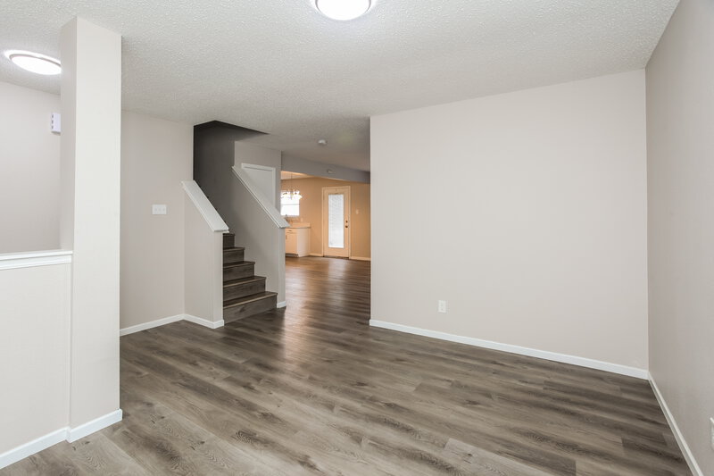 1,990/Mo, 6860 W Stansbury Blvd McCordsville, IN 46055 Living Room View