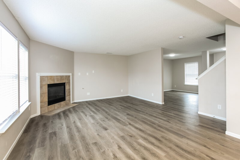 1,990/Mo, 6860 W Stansbury Blvd McCordsville, IN 46055 Family Room View