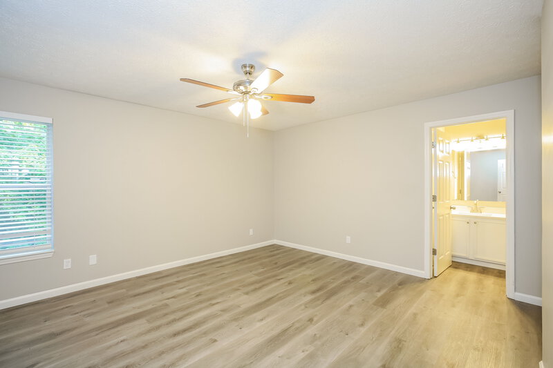 2,235/Mo, 10607 Pickens Ct Indianapolis, IN 46234 Main Bedroom View 2