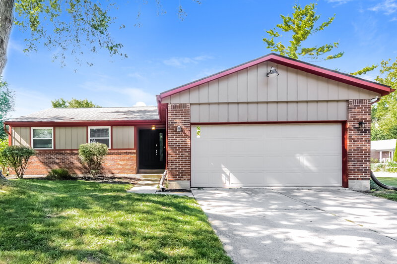 1,795/Mo, 8130 Clayburn Dr Indianapolis, IN 46268 External View