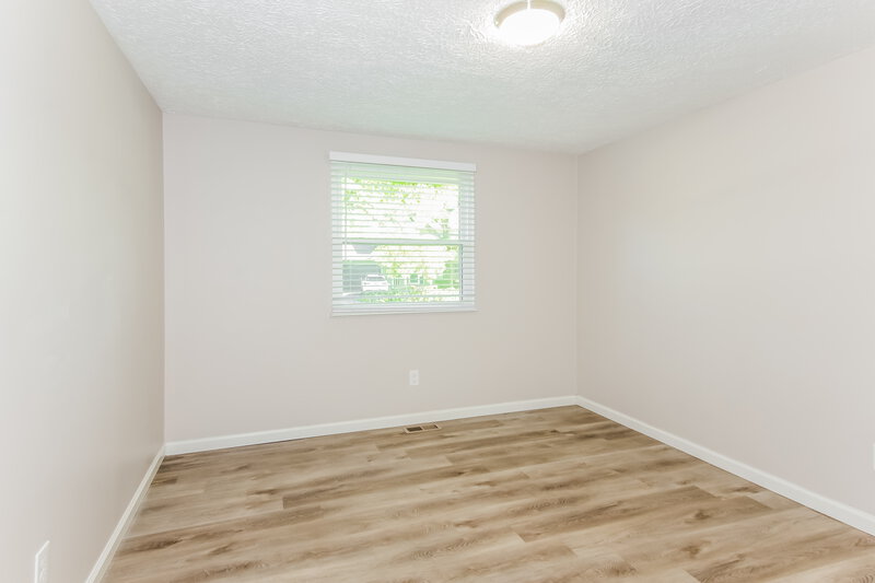 1,795/Mo, 8130 Clayburn Dr Indianapolis, IN 46268 Bedroom View