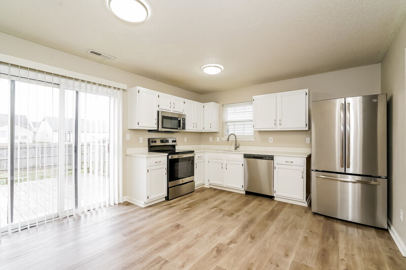 1,830/Mo, 8129 Maple Stream Ln Indianapolis, IN 46217 Misc View 7