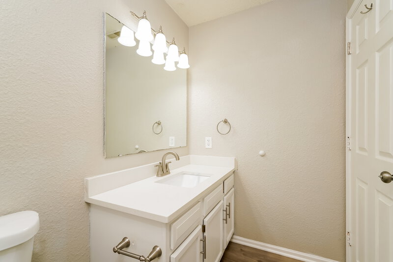 1,830/Mo, 8129 Maple Stream Ln Indianapolis, IN 46217 Misc View 12