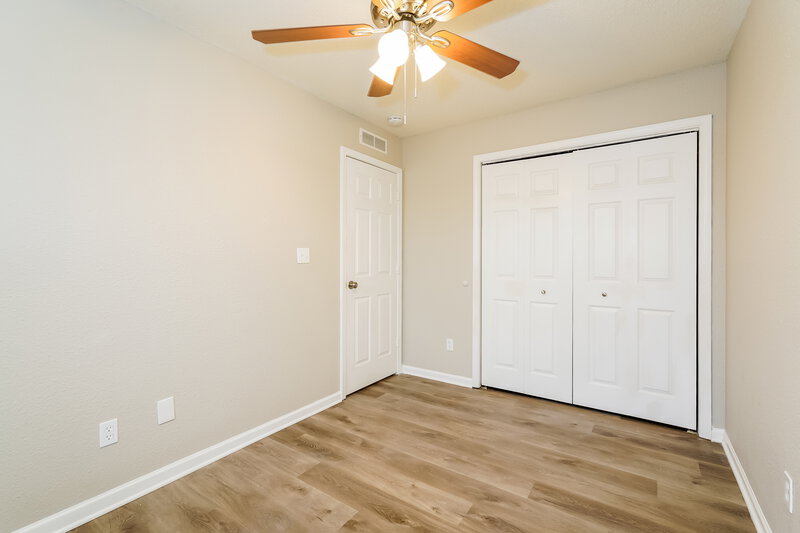 1,830/Mo, 8129 Maple Stream Ln Indianapolis, IN 46217 Misc View 15