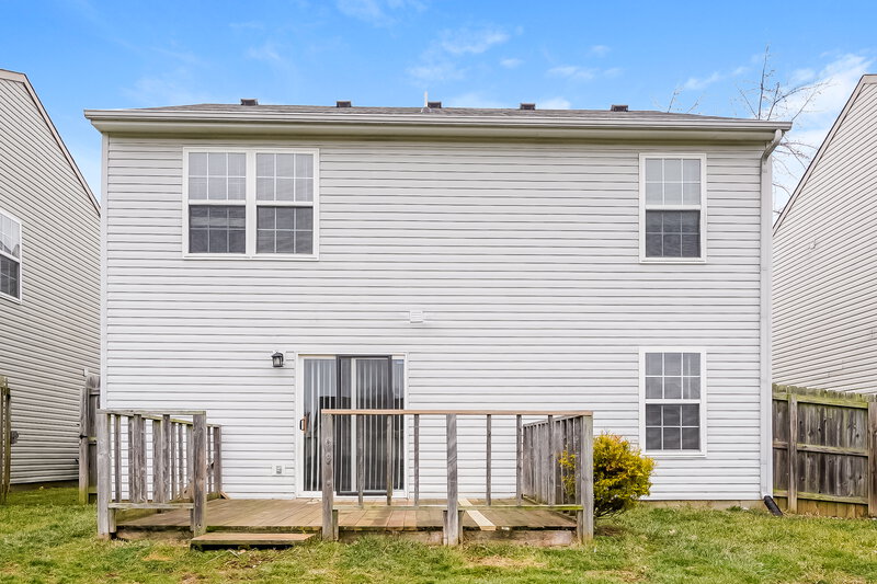 1,830/Mo, 8129 Maple Stream Ln Indianapolis, IN 46217 Misc View 17