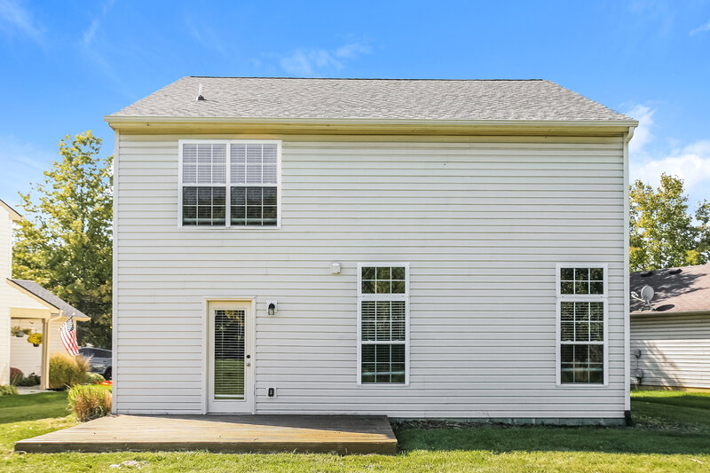 1,830/Mo, 15510 Wandering Way Noblesville, IN 46060 Rear View