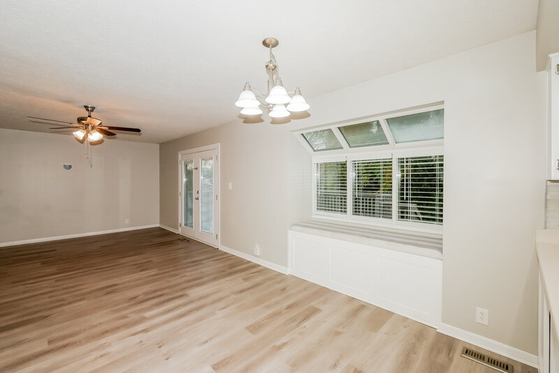 1,775/Mo, 11320 Bloomfield Dr Indianapolis, IN 46259 Dining Room View