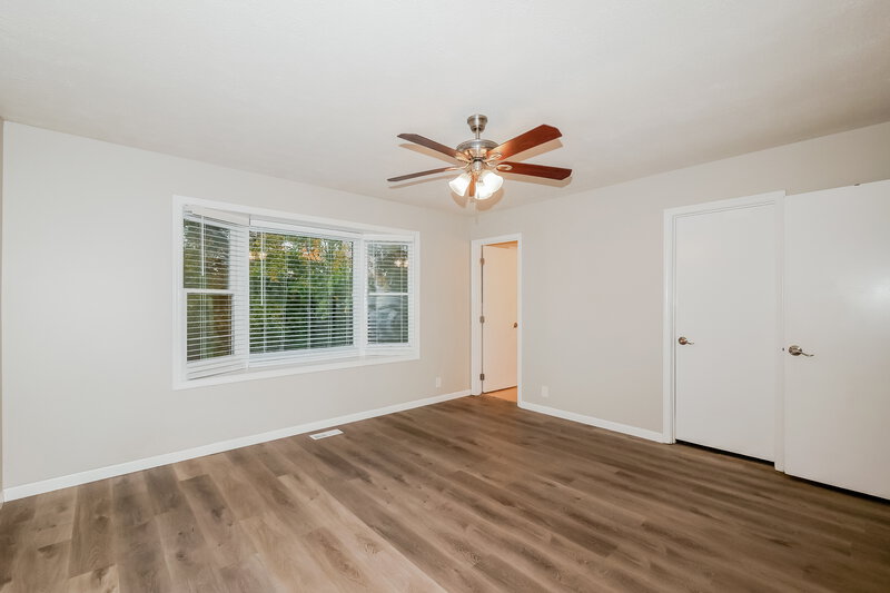 1,775/Mo, 11320 Bloomfield Dr Indianapolis, IN 46259 Main Bedroom View 2